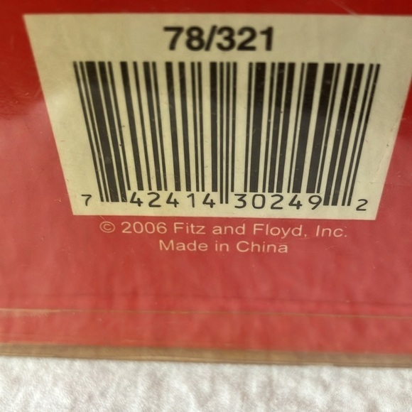 Fitz & Floyd: 2006 Cheers Snowman/Christmas Tree- Salt & Pepper Shaker - Picture 2 of 15